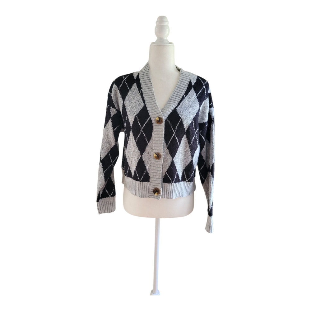 Argyle Patterned Cardigan Sweater